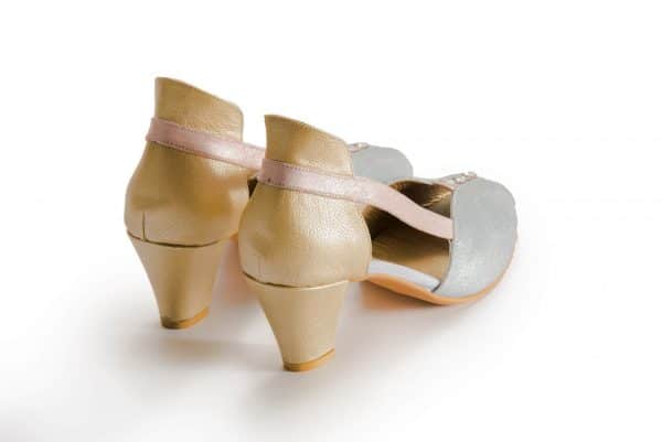 סנדלים לנשים, סנדלים גבוהות לנשים, קולקציית קיץ 2017 - נעליים אונליין, נעלי נשים מיקה דרימר